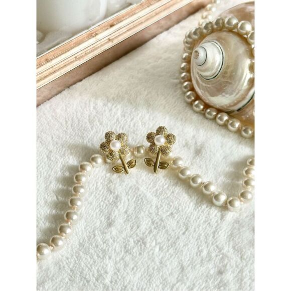 Cubic zirconia faux pearl flower stud dangle earring ￼ - Picture 3 of 6